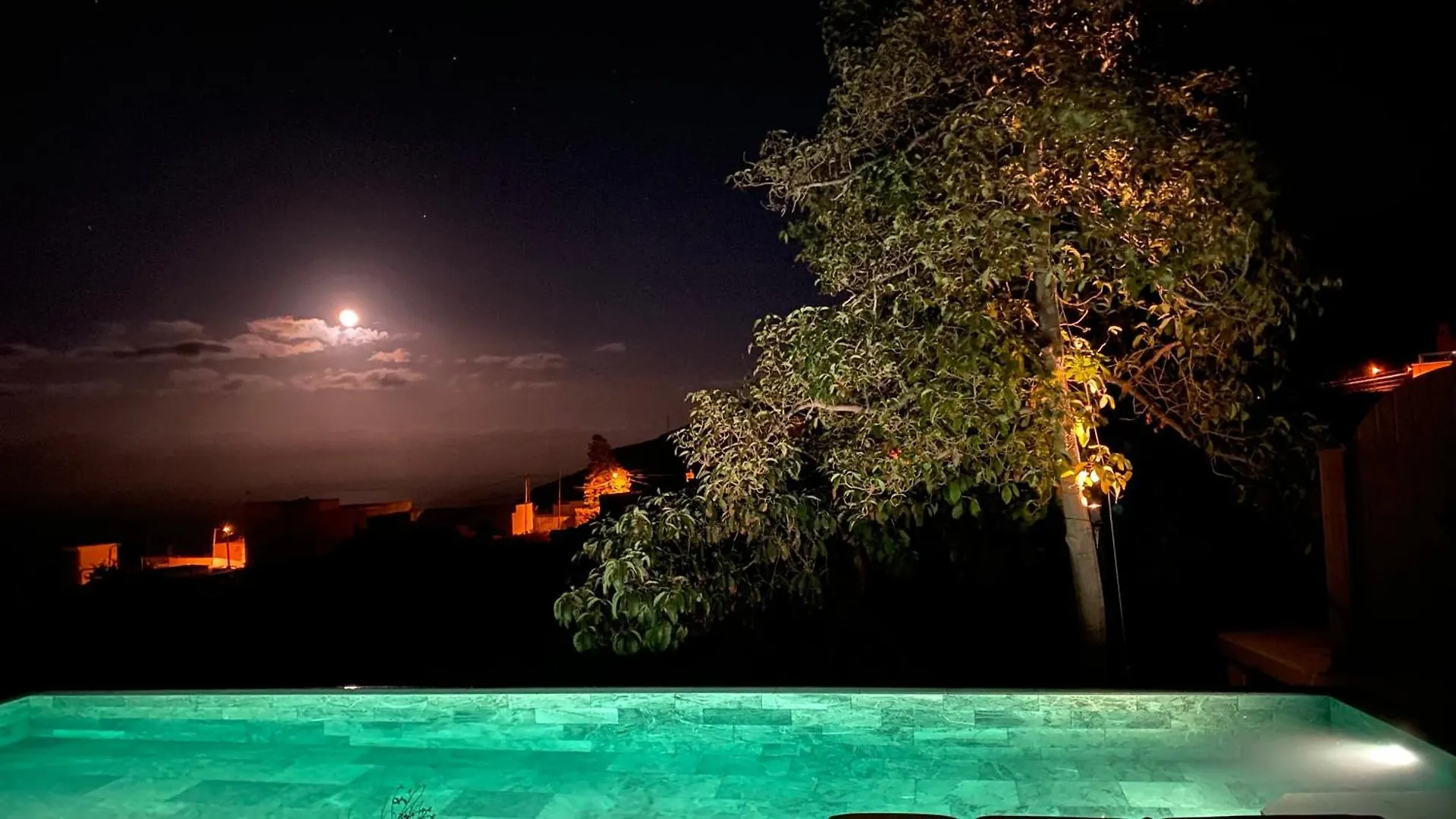 Casa Emblematica La Guazadera Lejlighed Güimar 0*,  Spanien